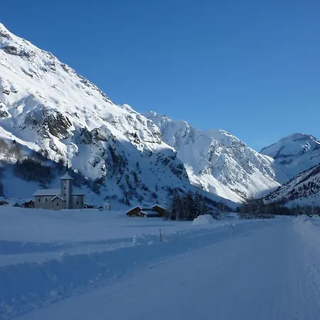 Les Glieres - Champagny-en-vanoise 3* Ла-Плань