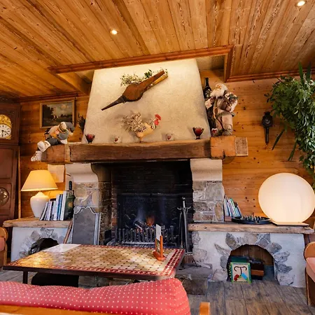 格里尔斯酒店 酒店 拉普拉涅