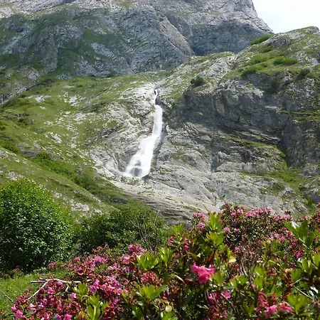 格里尔斯酒店 酒店